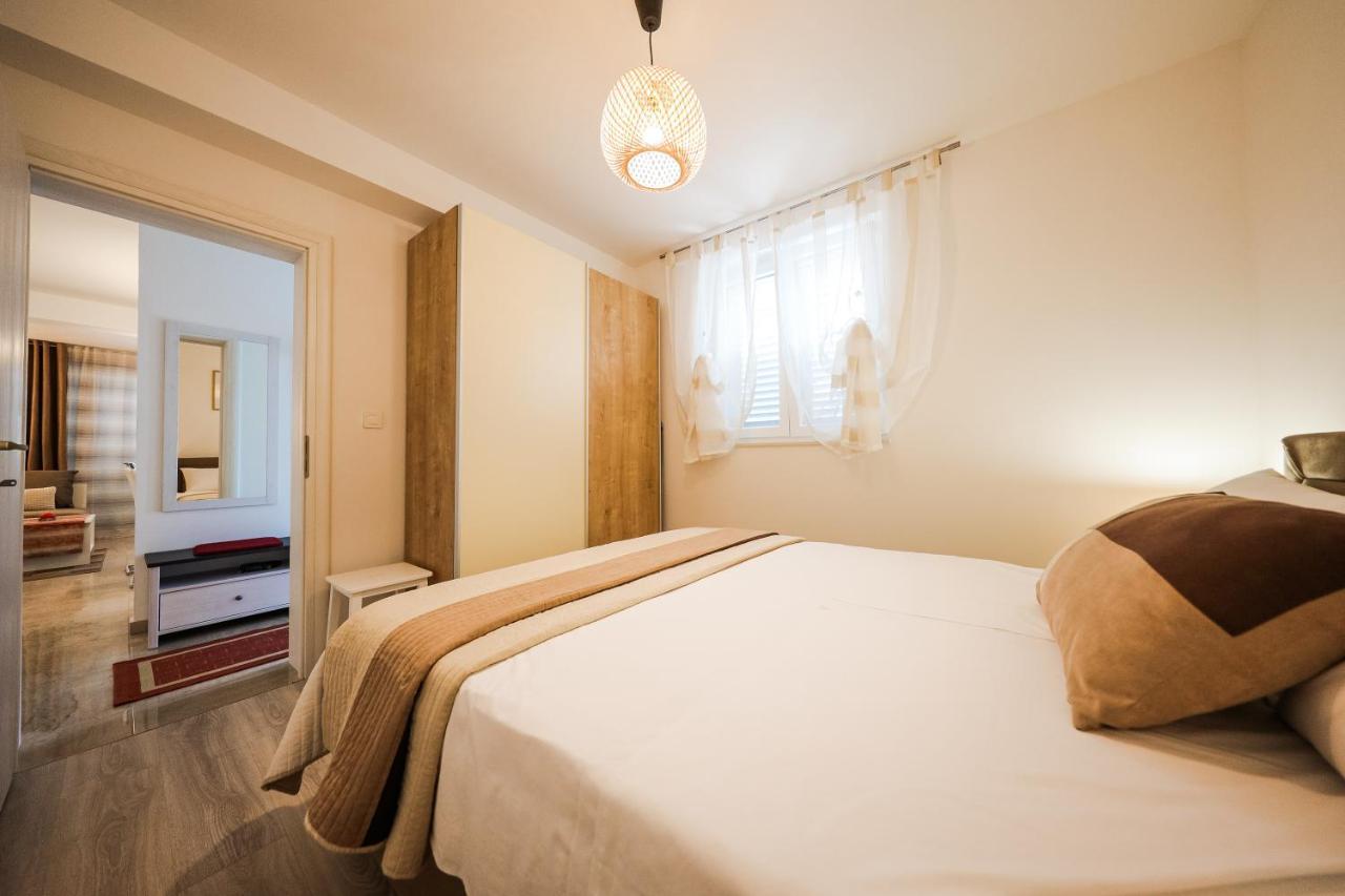 Apartmani Lelu Pridraga Экстерьер фото