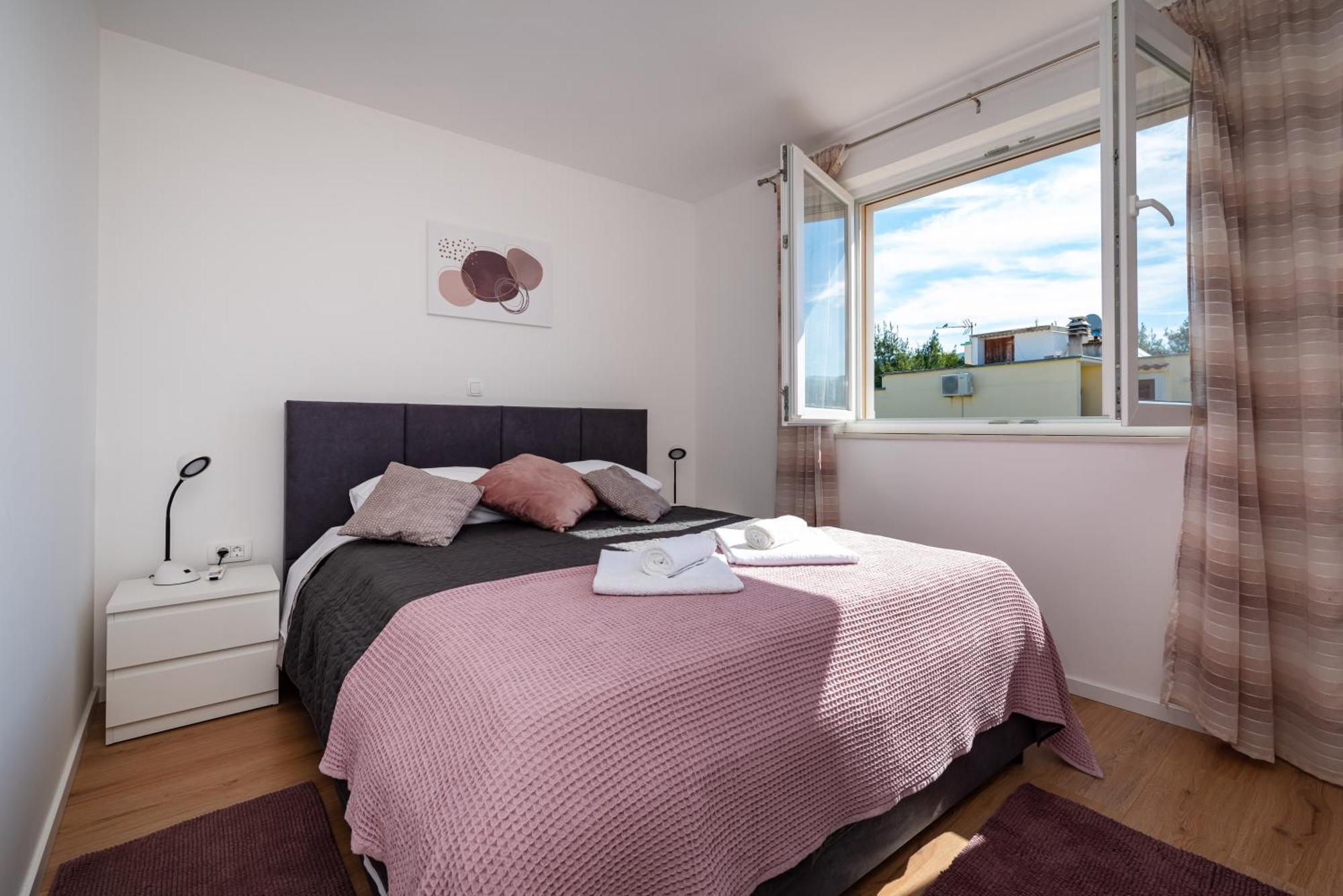 Apartmani Lelu Pridraga Экстерьер фото